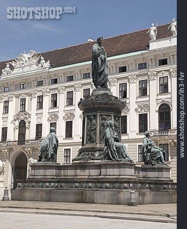 
                Denkmal, Amalienburg, Wiener Hofburg, Franz Ii                   