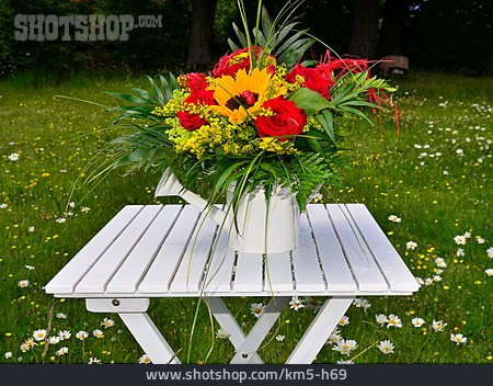 
                Blumenstrauß, Blumenvase, Landhausstil                   