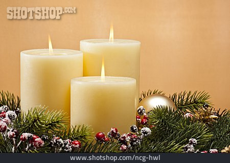 
                Adventskranz, Kerze, Weihnachtsdekoration                   