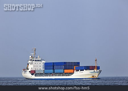
                Schiff, Frachtschiff, Containerschiff                   