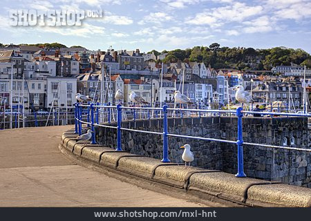 
                Guernsey, Saint Peter Port                   