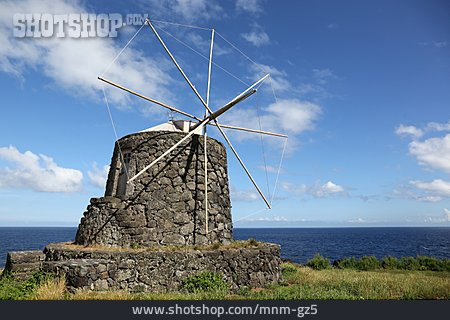 
                Windmühle, Azoren                   