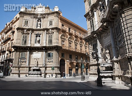 
                Palermo, Quattro Canti                   