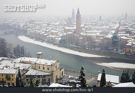 
                Stadtansicht, Verona                   