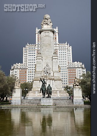 
                Denkmal, Madrid, Plaza Espana, Cervantes                   