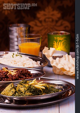 
                Indische Küche, Murgh Palak                   