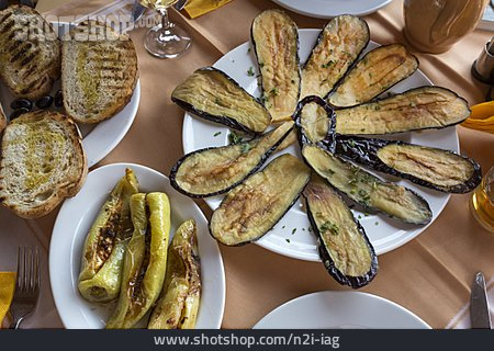 
                Auberginen, Vorspeise, Griechische Küche, Mezes                   