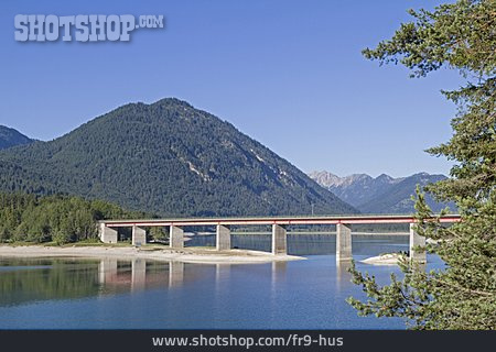 
                Brücke, Klammbrücke, Sylvensteinsee                   