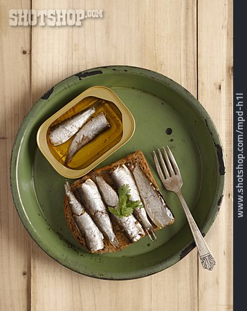 
                Sardinen, Belegtes Brot                   