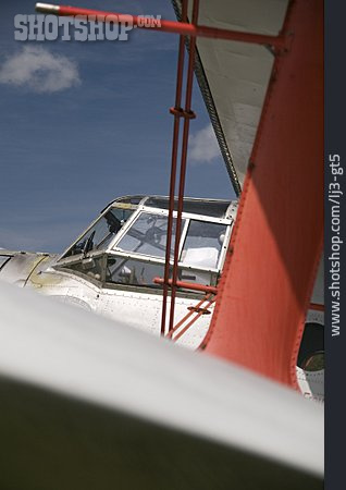 
                Flugzeug, Oldtimer, Cockpit                   