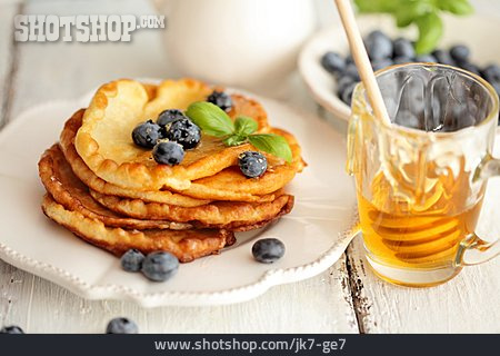 
                Pfannkuchen, Pancake                   