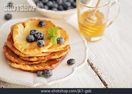 
                Pfannkuchen, Pancake                   