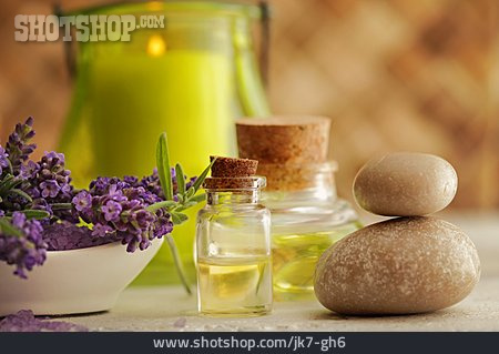 
                Aromatherapie, Lavendelduft                   