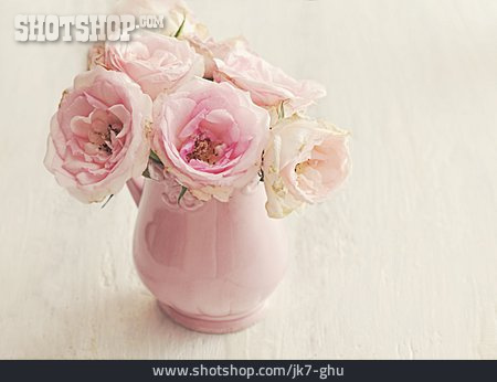
                Rosenstrauß, Blumendekoration                   