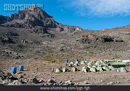 
                Bergsteigen, Zeltlager, Kilimandscharo, Mawenzi                   