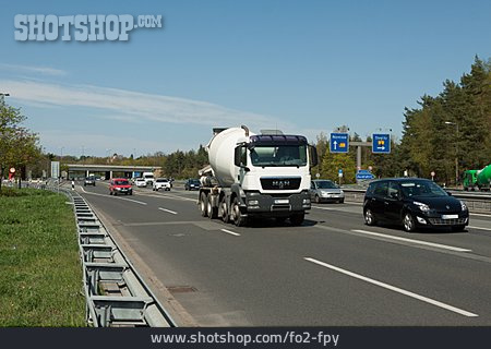 
                Transport & Verkehr, Autobahn, Autobahnauffahrt                   