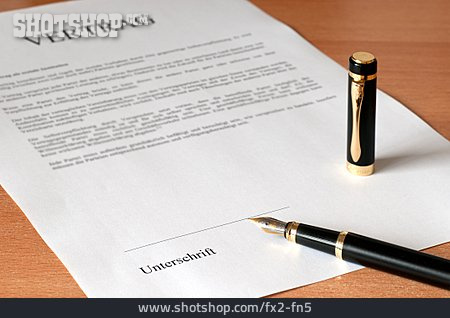
                Dokument, Vertrag, Unterzeichnen                   