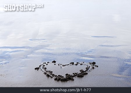 
                Love, Sand, Heart                   
