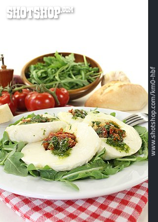 
                Salat, Vorspeise, Gefüllter Mozzarella                   