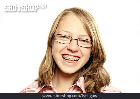 
                Teenager, Mädchen, Zahnspange                   