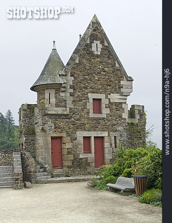 
                Haus, Historisches Bauwerk, Fougères                   