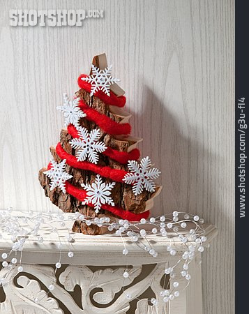 
                Weihnachtsbaum, Perle, Adventszeit                   