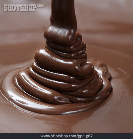 
                Schokoladencreme, Schokoladensoße                   