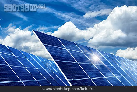 
                Photovoltaik, Solaranlage, Solarkraftwerk                   