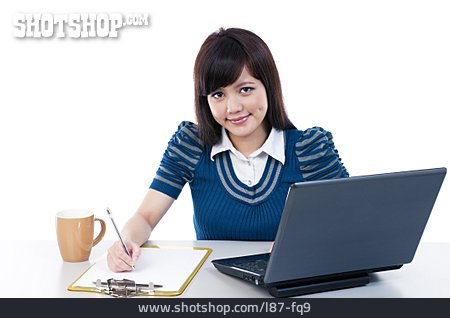 
                Laptop, Studentin, Chinesin                   