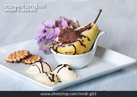 
                Dessert, Ice Cream Sundae, Poire Belle Helene                   