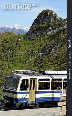 
                Zug, Alpen, Zahnradbahn                   