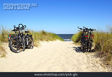 
                Ostseeküste, Strandzugang                   