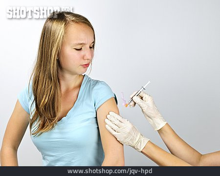 
                Spritze, Injektion, Impfung, Impfen                   