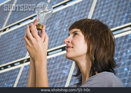 
                Solarenergie, Stromerzeugung, Solaranlage                   