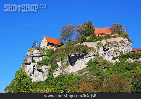 
                Castle, Pottenstein                   