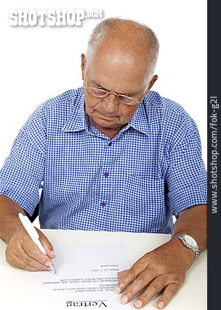 
                Senior, Pensionierung, Vertragsabschluss                   