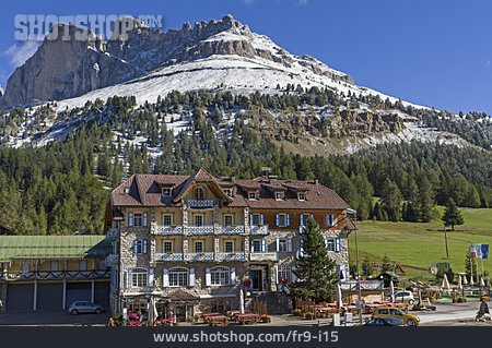 
                Hotel, Alpen, Südtirol                   