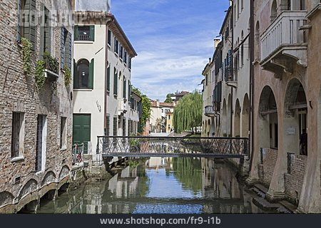 
                Treviso                   