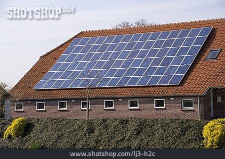 
                Photovoltaik, Sonnenenergie, Solarhaus                   