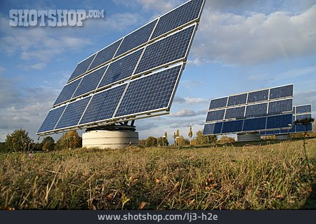 
                Solarzellen, Photovoltaik, Solarkraftwerk, Solarkollektor                   