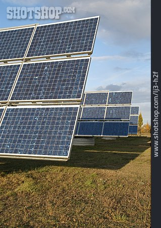
                Solarzellen, Solarstrom, Photovoltaik, Solarkraftwerk                   