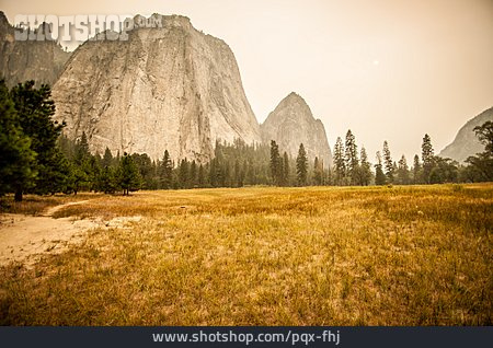 
                Yosemite, Yosemite Valley                   