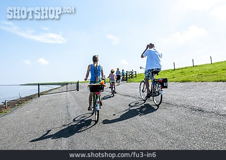 
                Neuharlingersiel, Bicycle Route, Bicycle Trip                   