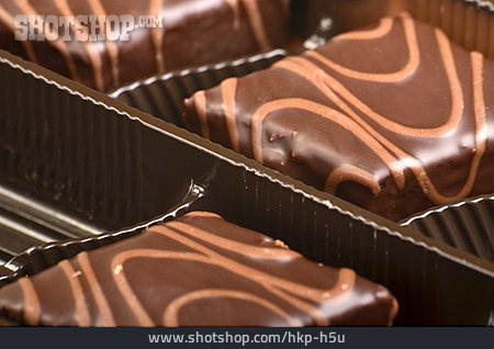 
                Schokolade, Praline                   