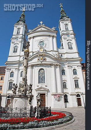 
                Wien, Maria Treu, Piaristenkirche                   