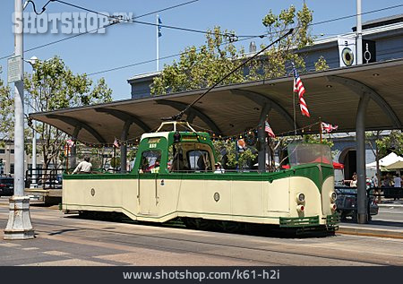 
                San Francisco, Historisches Fahrzeug, Straßenbahn                   