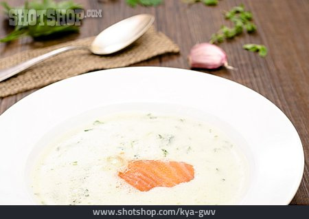 
                Kräutersuppe                   