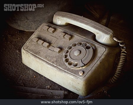 
                Telefon                   