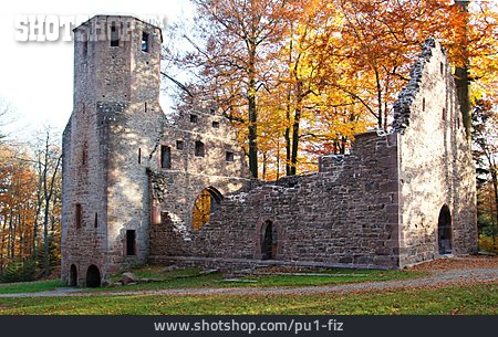 
                Ruine, Karlsbad, Barbarakapelle                   