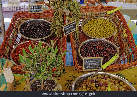 
                Marktstand, Olive, Sorten                   